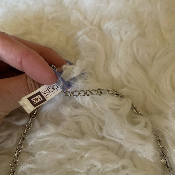 White Flower Drop Crystal Necklace - Picture 4 of 8